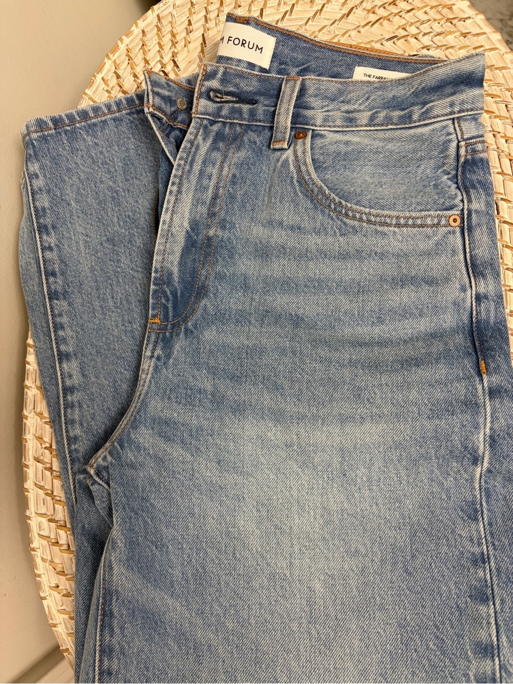 Aritzia Denim forum Farrah jeans - Picture 2 of 3
